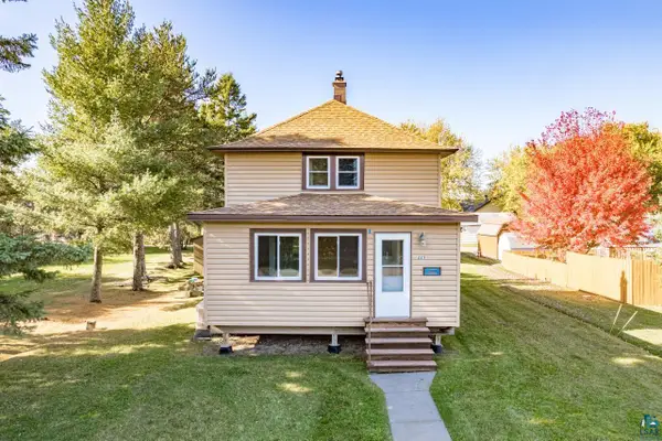 223 97th Ave W, Duluth, MN 55808