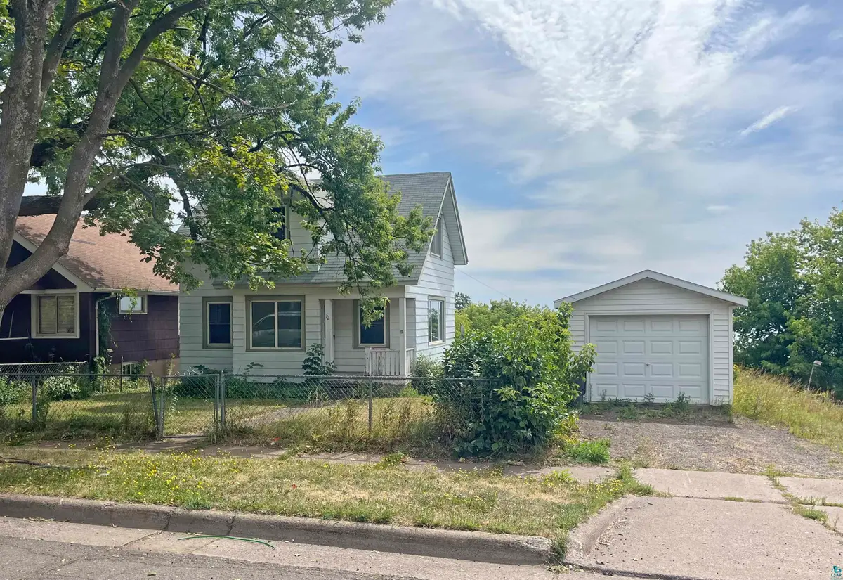 22 E 6th St, Duluth, MN 55805 - #1