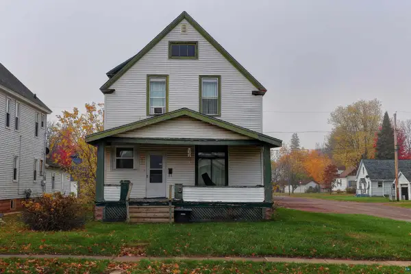 801 Vaughn Ave, Ashland, WI 54806