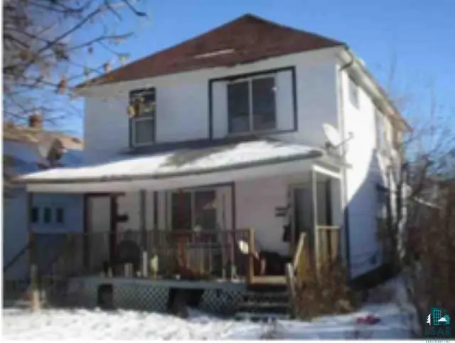2514 E 3rd Ave, Hibbing, MN 55746 - #1