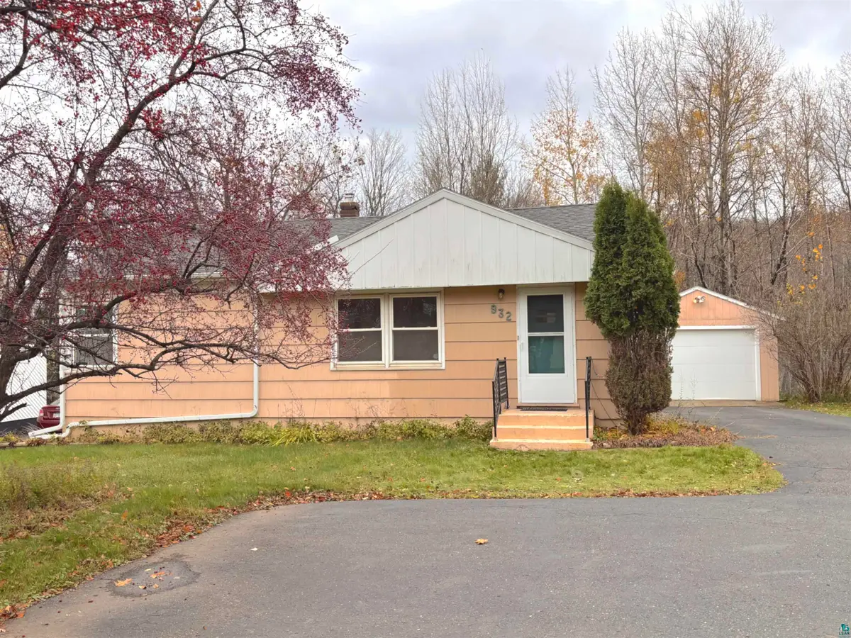 932 W Arrowhead Rd, Duluth, MN 55811 - #1