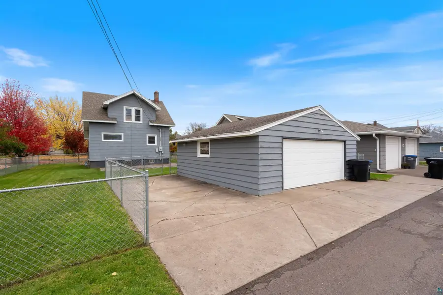 906 E 5th St, Superior, WI 54880 - #2