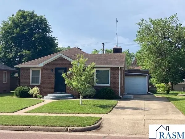 405 Main Street East, Sleepy Eye, MN 56085