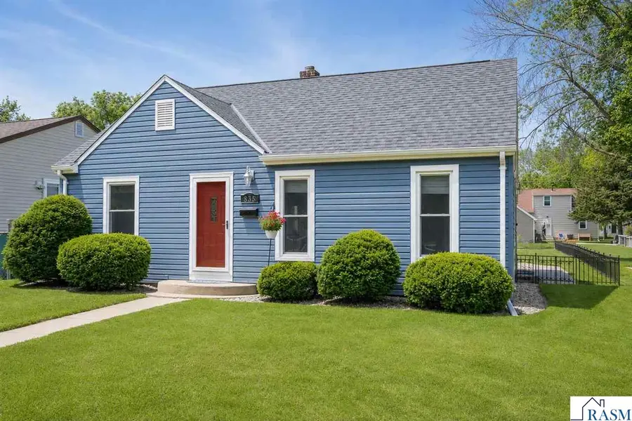 835 Wall Street, North Mankato, MN 56003 - #2