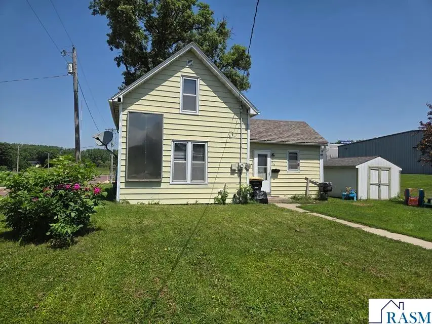 803 E 3rd Street, Blue Earth, MN 56013 - #1