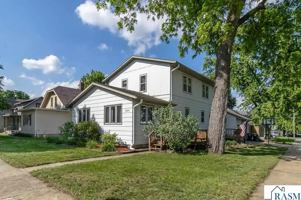 725 S Minnesota Street, New Ulm, MN 56073 - #1