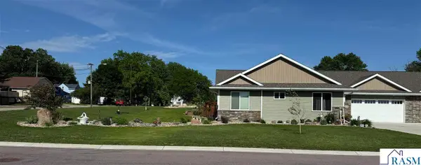 211 SW 3 Avenue, Wells, MN 56097-4302