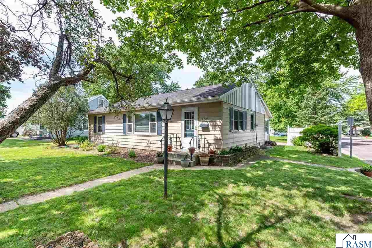 202 Ellis Avenue, Mankato, MN 56001 - #1
