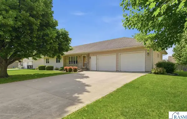18 Mill Avenue, Minnesota Lake, MN 56068