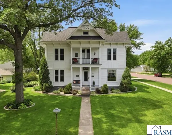 425 N Linton Street, Blue Earth, MN 56013