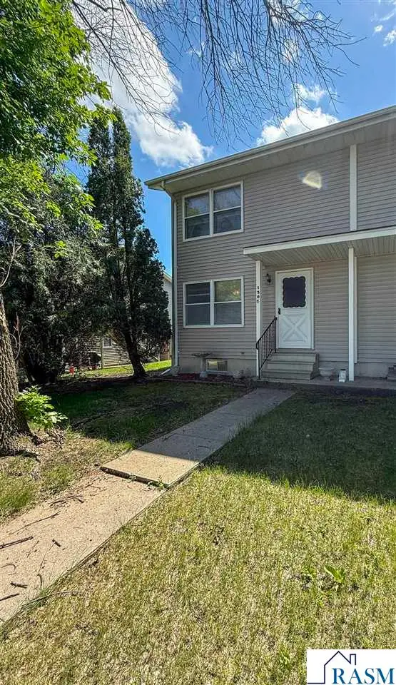 1306 S German Street, New Ulm, MN 56073