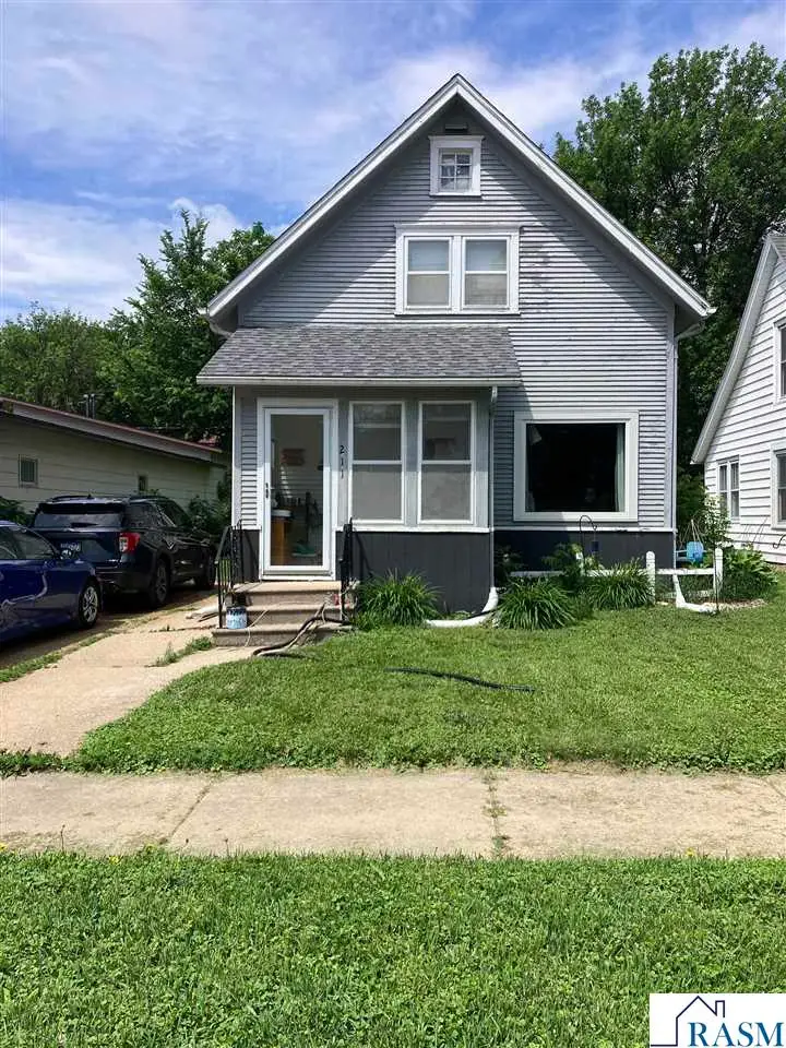 211 N Main Street, Lake Crystal, MN 56055 - #1