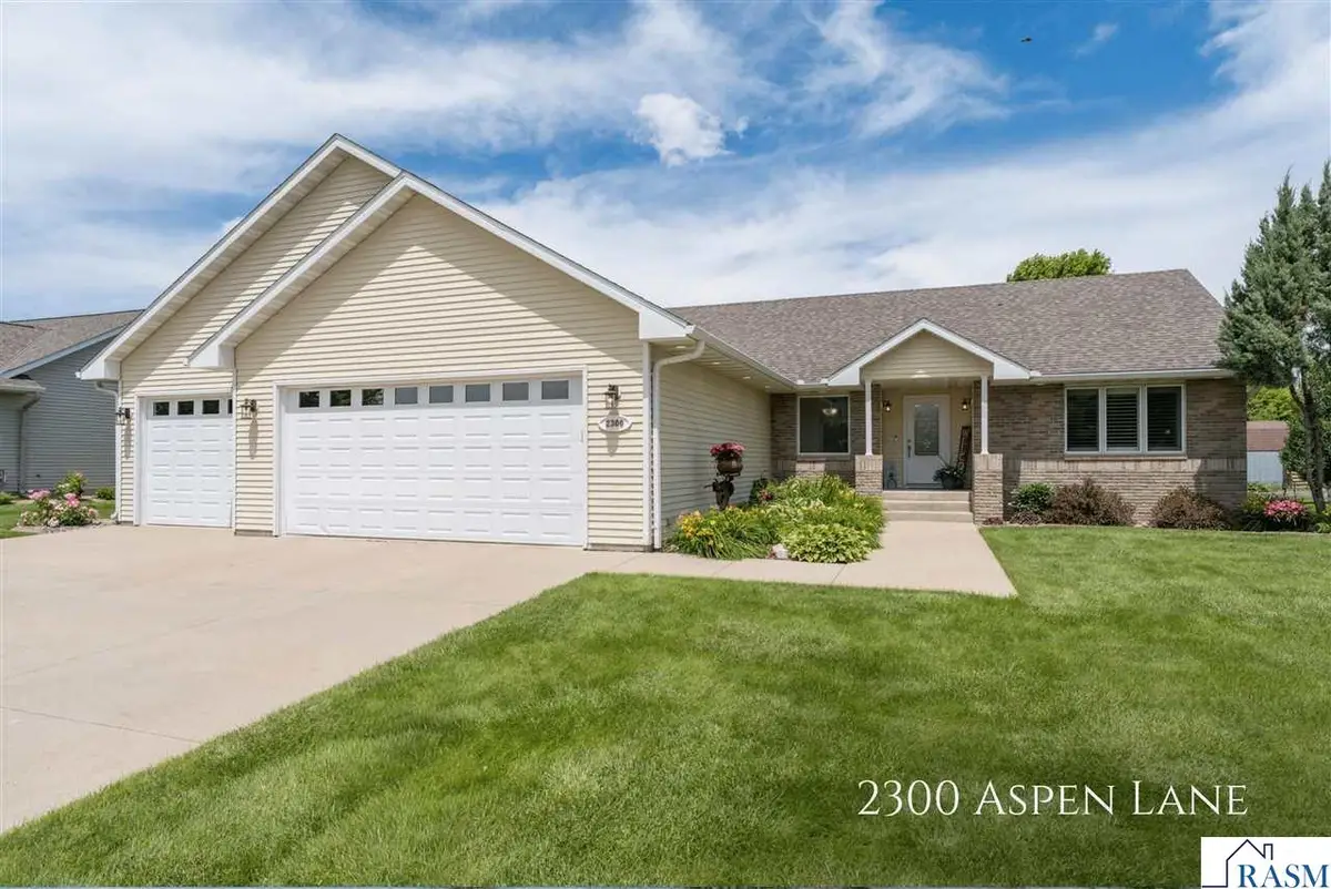 2300 Aspen Lane, North Mankato, MN 56003 - #1