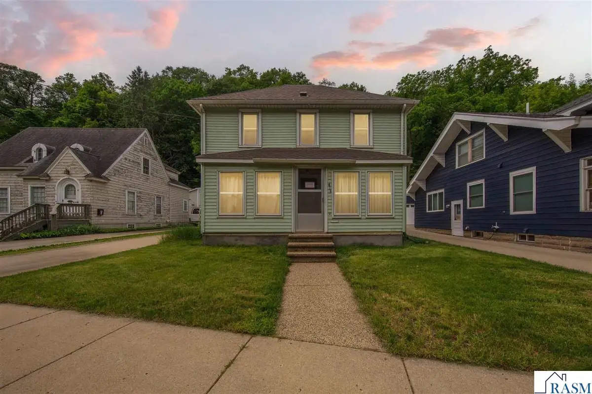 413 Glenwood Avenue, Mankato, MN 56001 - #1