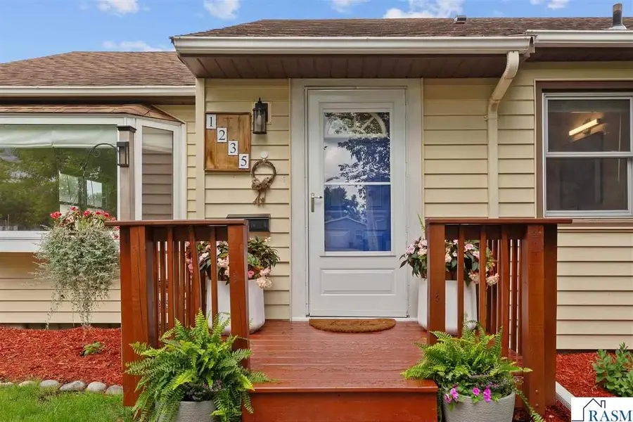 1235 Marsh St, Mankato, MN 56001 - #3