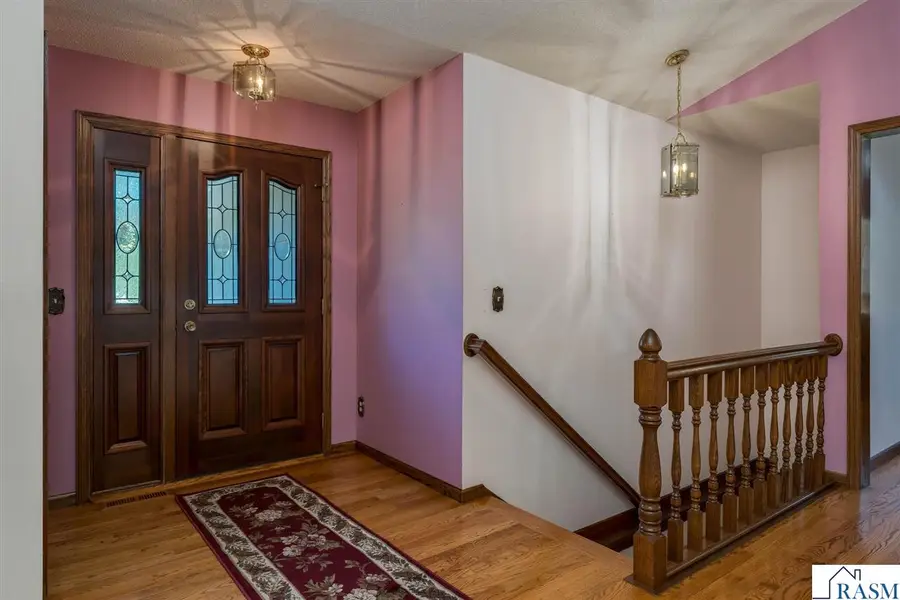 377 Carol Court, North Mankato, MN 56003 - #2