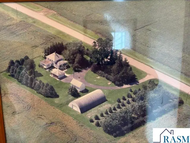 28558 80th St, Waseca, MN 56093 - #1