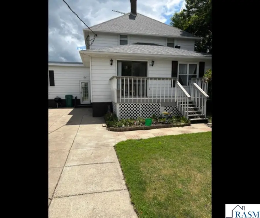 28558 80th St, Waseca, MN 56093 - #2