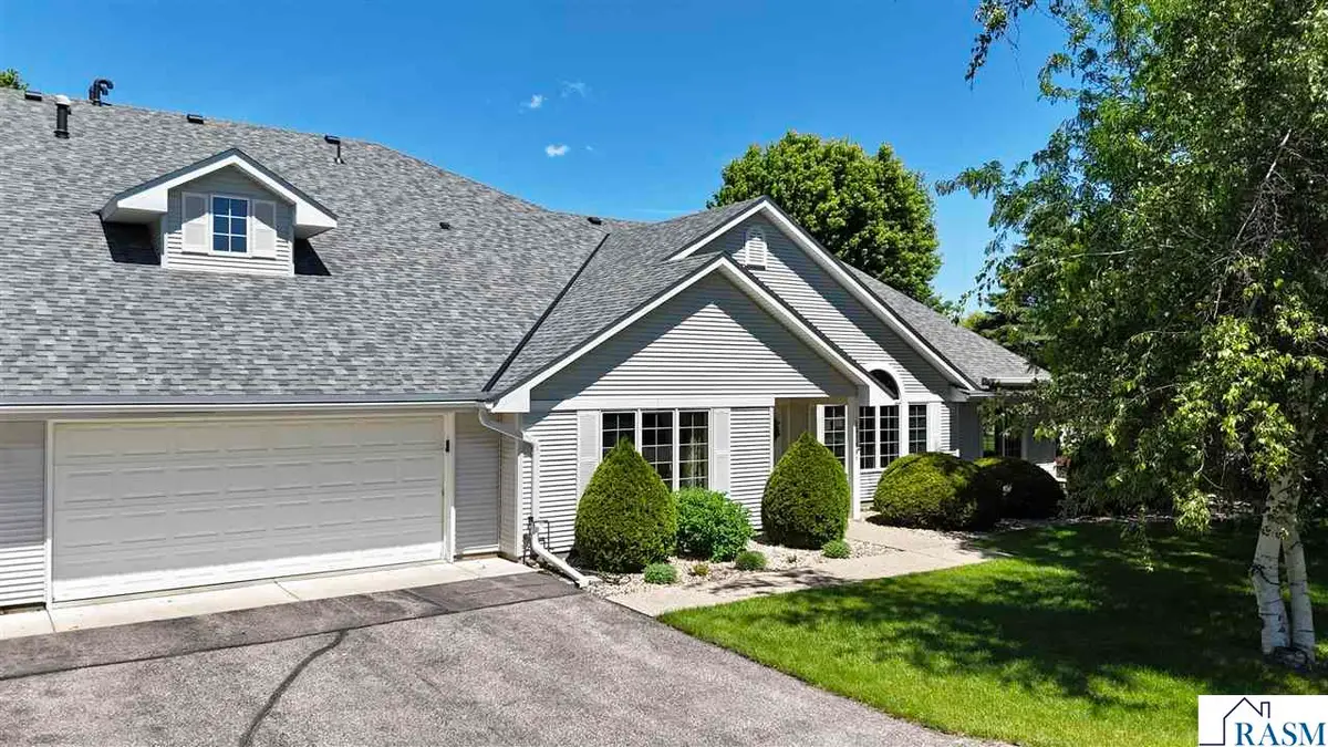 1314 Pine Pointe Curve, Saint Peter, MN 56082 - #1