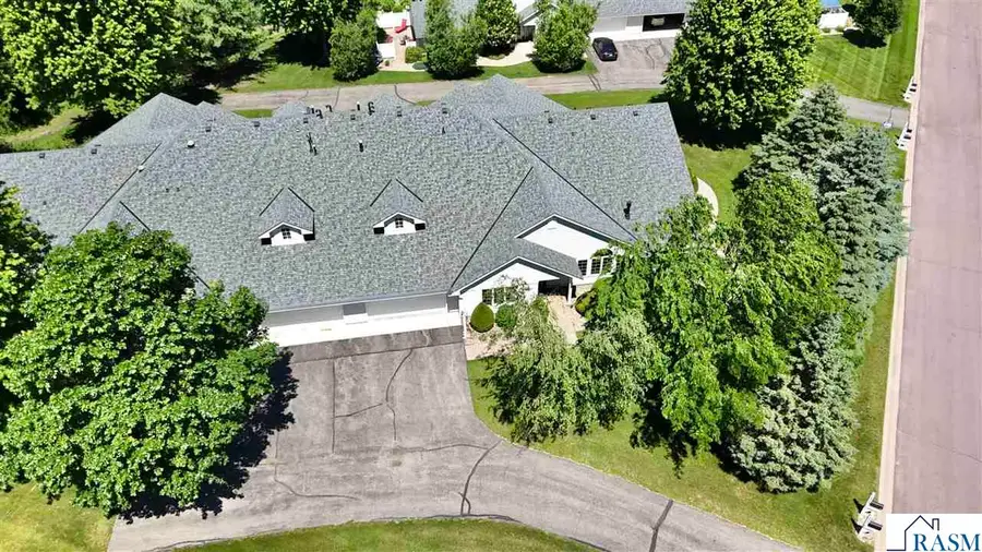 1314 Pine Pointe Curve, Saint Peter, MN 56082 - #3
