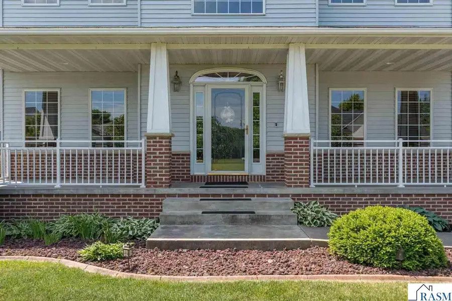137 Victoria Boulevard, Mankato, MN 56001 - #2