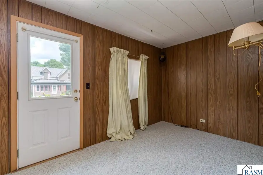 512 E Prince Street, Lake Crystal, MN 56055 - #2