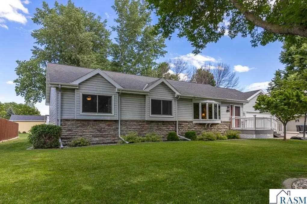 109 Creative Court, Mankato, MN 56001 - #1