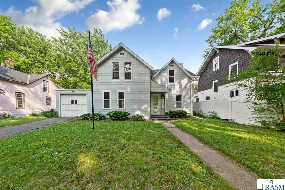 1617 N 4th Street, Mankato, MN 56001 - #1