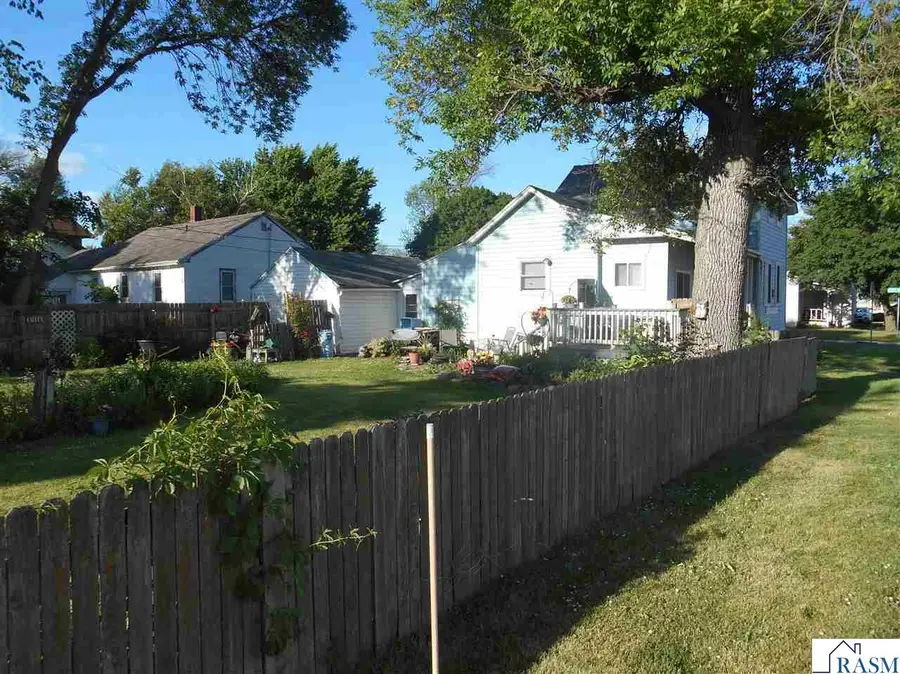 508 E Silver Street, Mapleton, MN 56065 - #3
