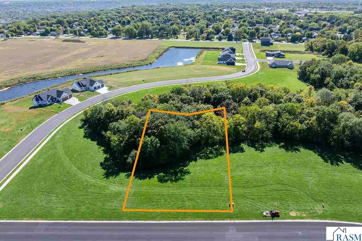 15 North Pointe Court, North Mankato, MN 56003 - #1