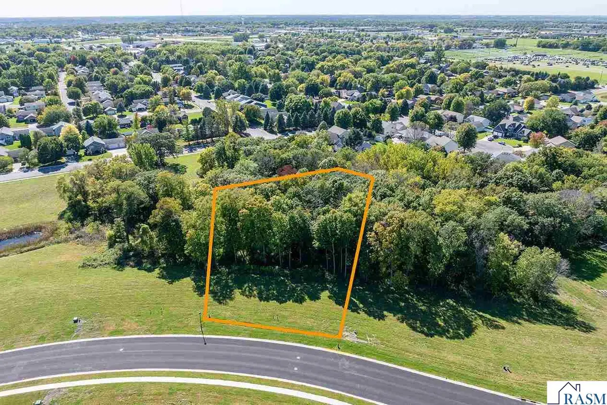 23 South Pointe Court, North Mankato, MN 56003 - #1