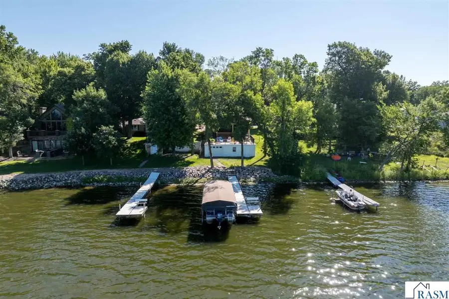 911 N Reed Street, Waterville, MN 56096 - #2