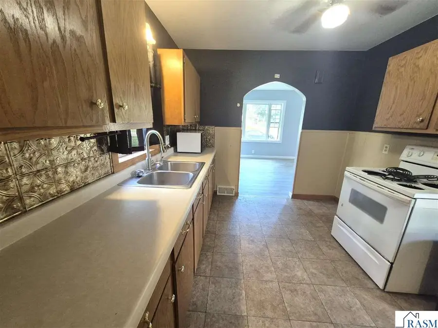 1116 N Armstrong Boulevard, Saint James, MN 56081 - #3