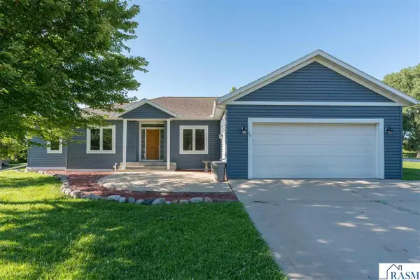 301 NW 7th Street, New Richland, MN 56072
