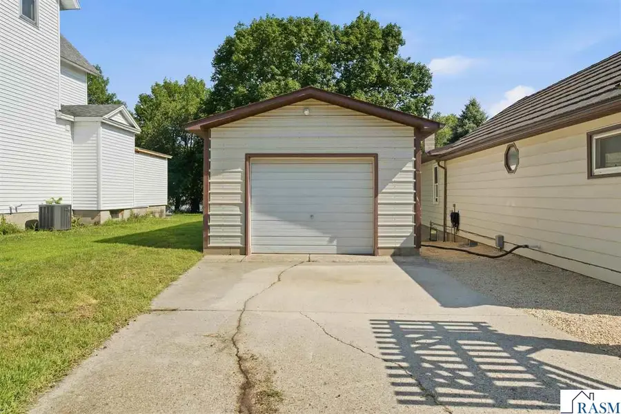 408 E 1st Street, Janesville, MN 56048 - #3