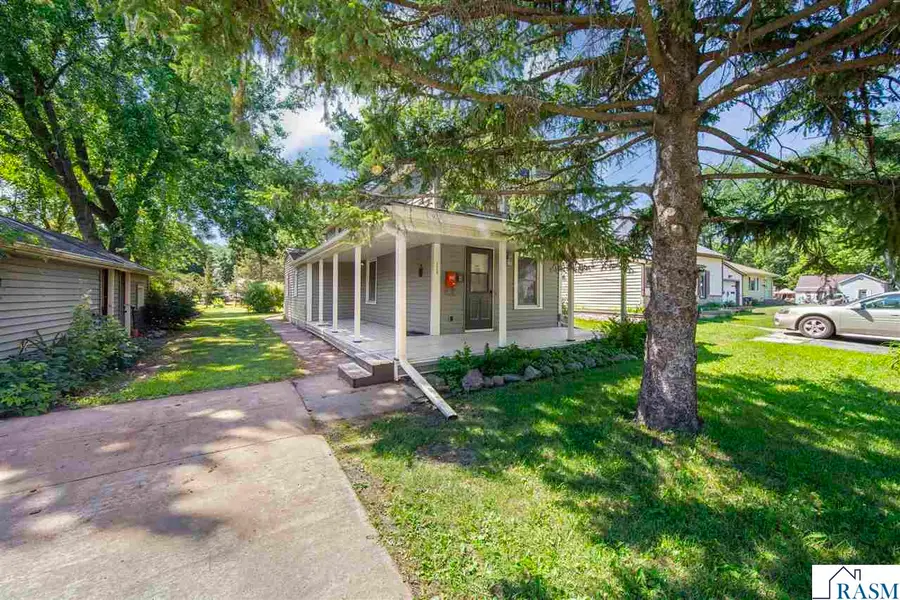 1518 4th Avenue, Mankato, MN 56001 - #2