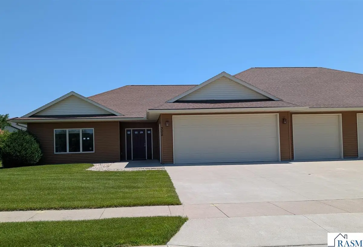 302 Nelson Street, Janesville, MN 56048 - #1