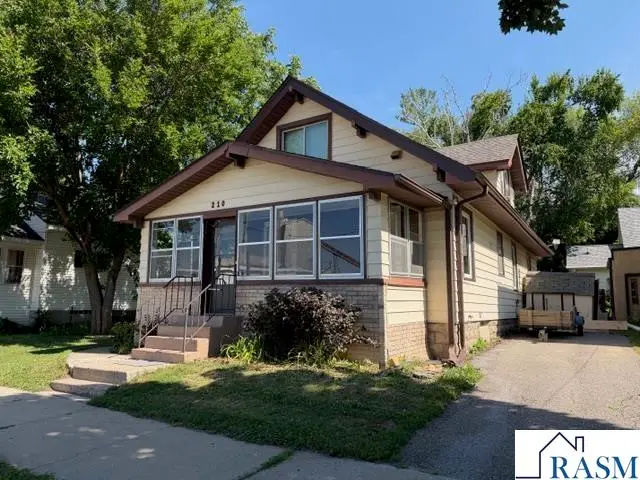 210 Thompson Street, Mankato, MN 56001 - #1