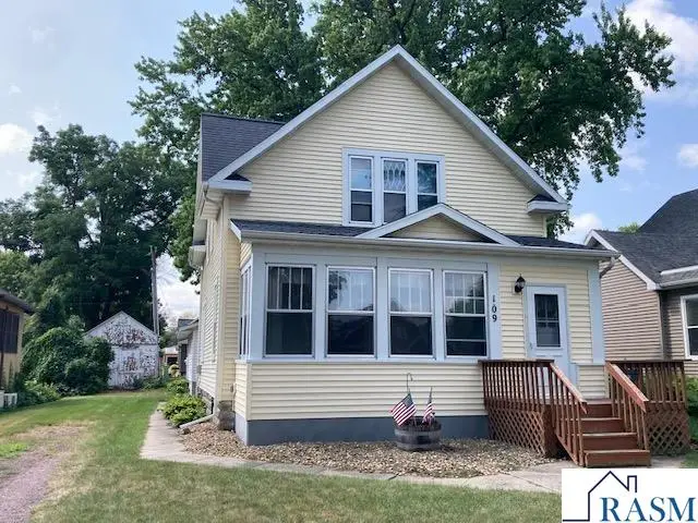 109 Maple Street SW, Sleepy Eye, MN 56085 - #2