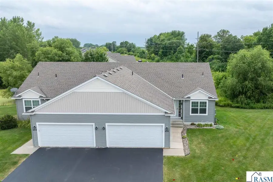 620 TOMAHAWK Court, Madison Lake, MN 56063 - #2