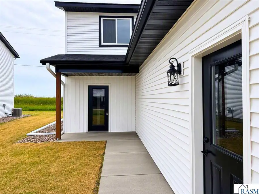 3204 Scotch Lane, Mankato, MN 56001 - #3