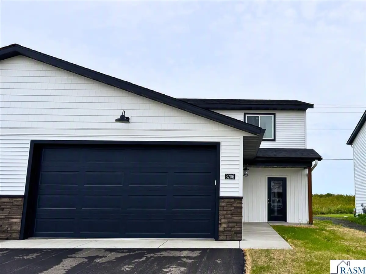 3206 Scotch Lane, Mankato, MN 56001 - #1