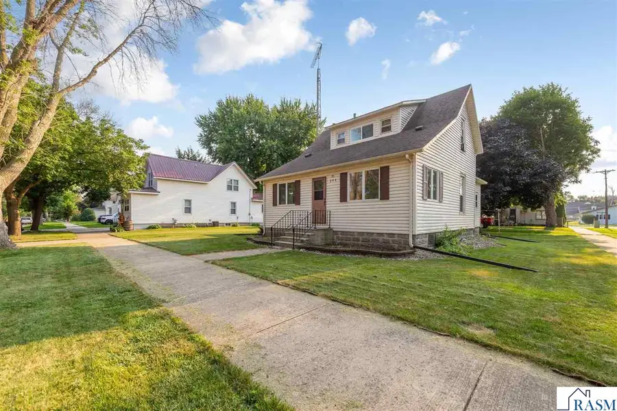 200 SE 1st Avenue, Mapleton, MN 56065 - #2