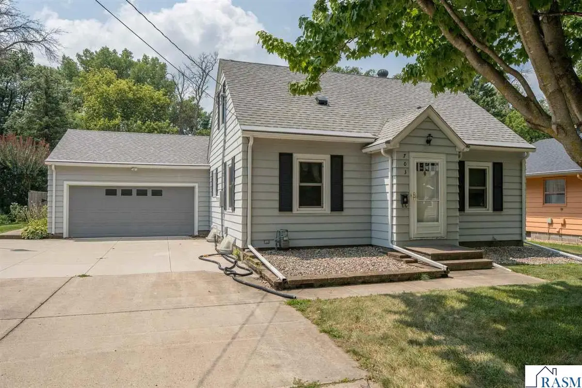 703 Warren Street, Mankato, MN 56001 - #1