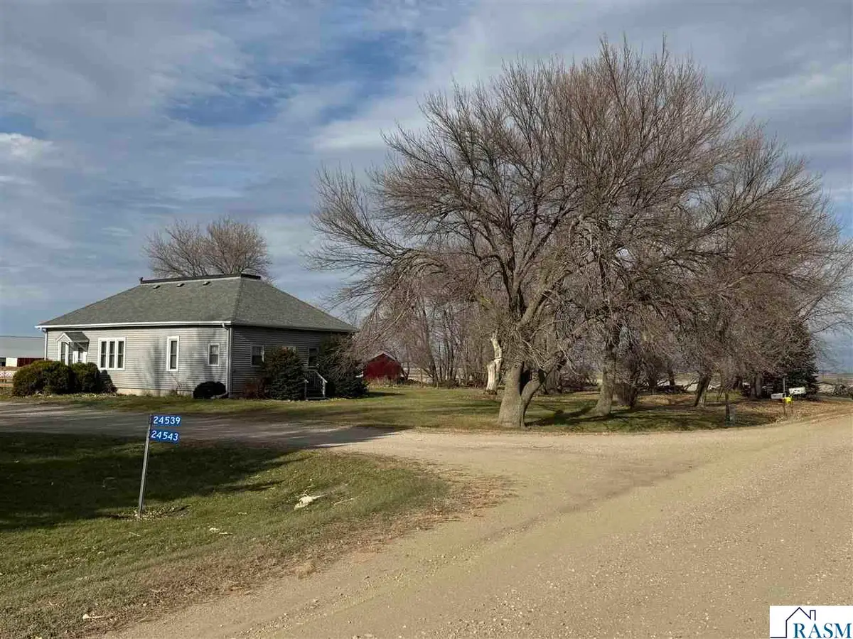 24543 630 Avenue, Alden, MN 56009 - #1