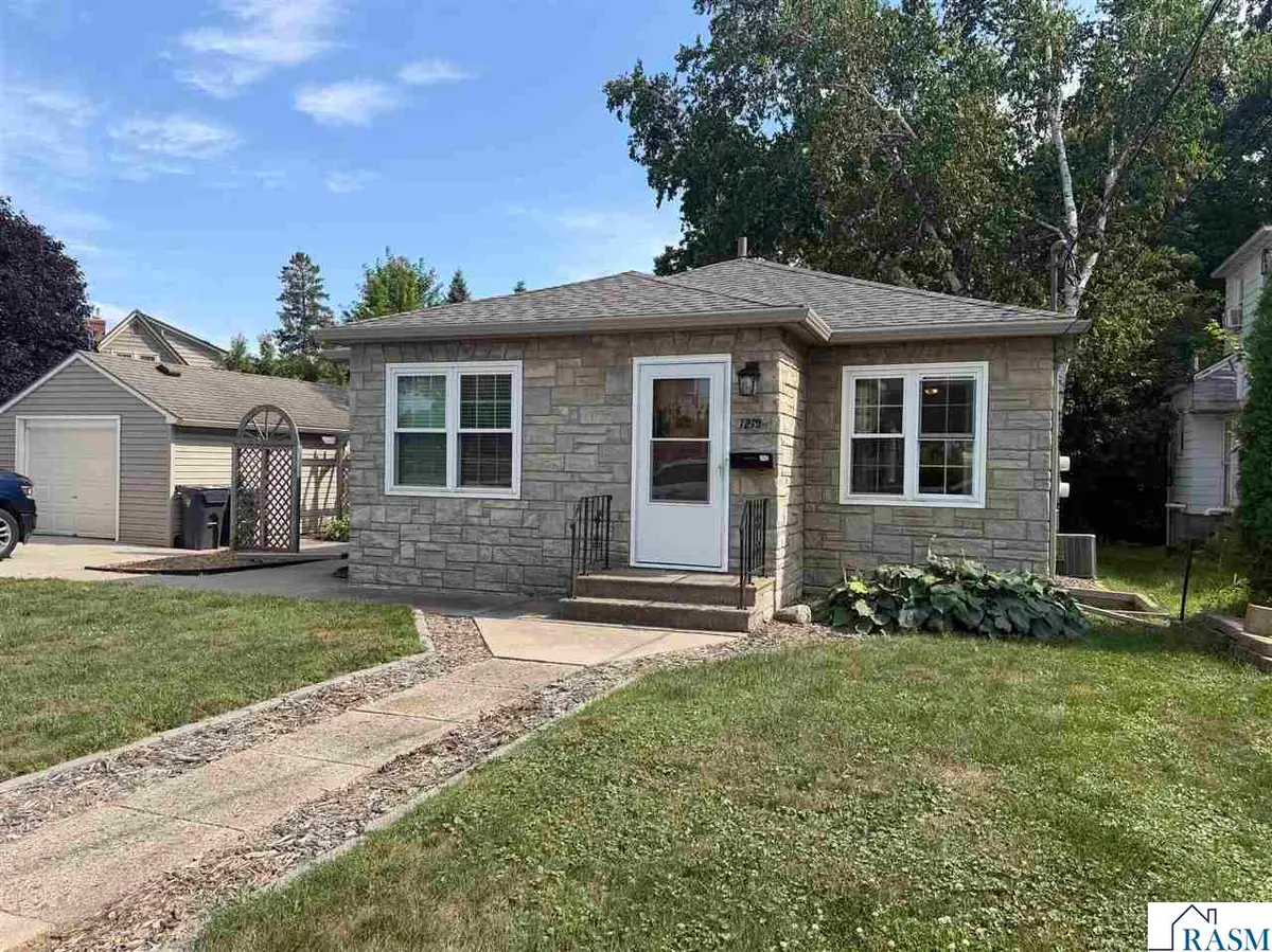 1219 E Main Street, Mankato, MN 56001 - #1