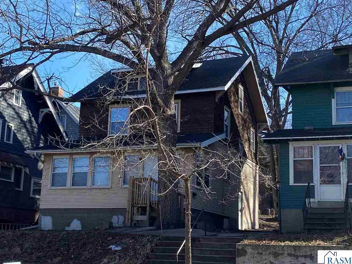 109 S 4th Street, Mankato, MN 56001 - #1