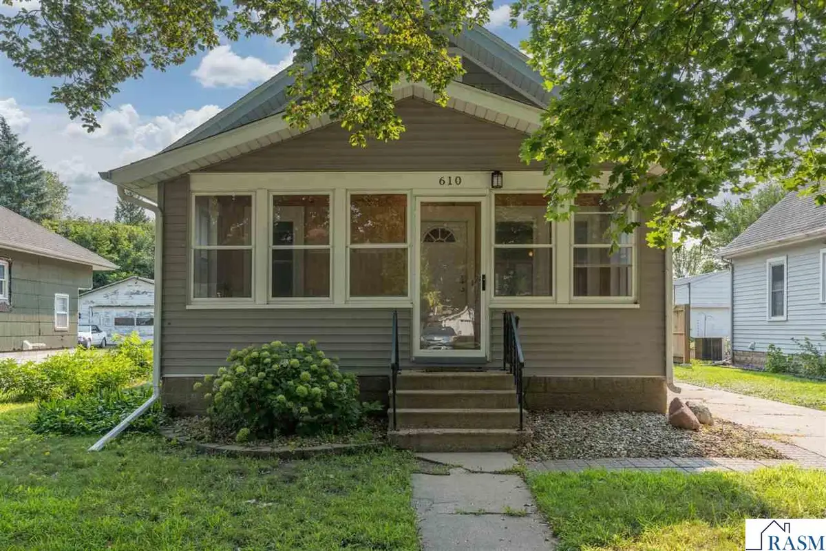 610 Lyndale Street, North Mankato, MN 56003 - #1