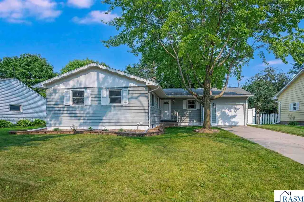 129 Marabou Drive, Mankato, MN 56001 - #1