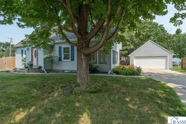 227 Johnson Street, Mankato, MN 56001